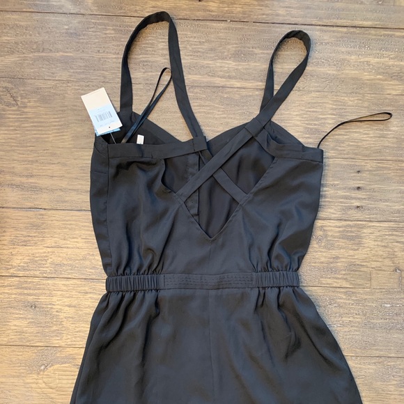 BCBG Generation Crossback Strappy Romper NWT - Picture 7 of 11